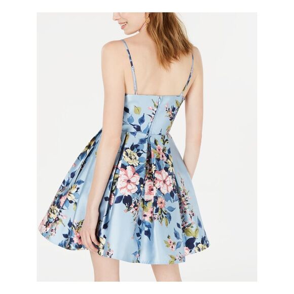 TEEZE ME Womens Spaghetti Strap V Neck Short Cocktail Fit + Flare Dress - Picture 2 of 4